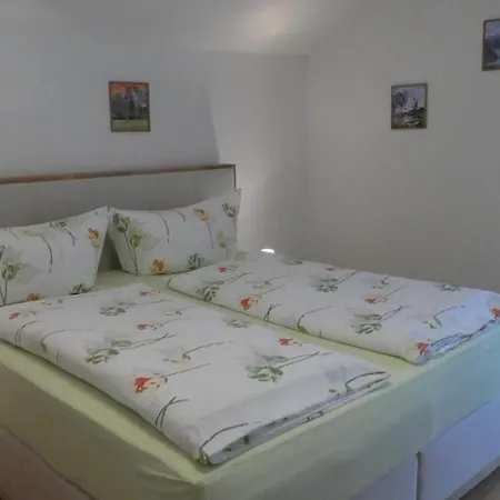 Appartements Pfausler Oetz
