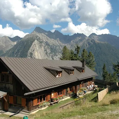 Appartements Pfausler * Oetz