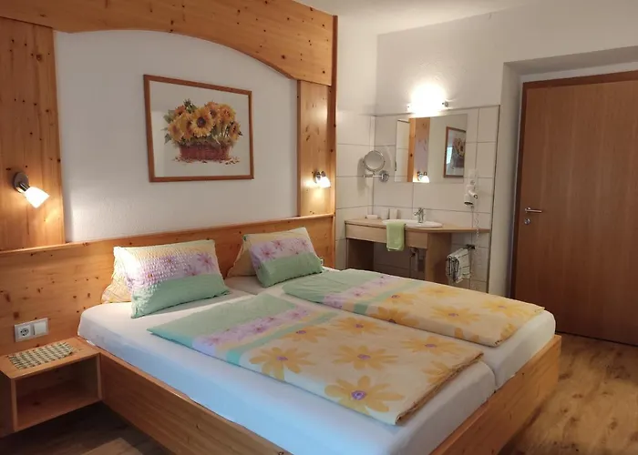 アパート Pfausler