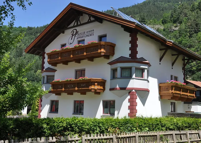 Pfausler アパート オエッツ