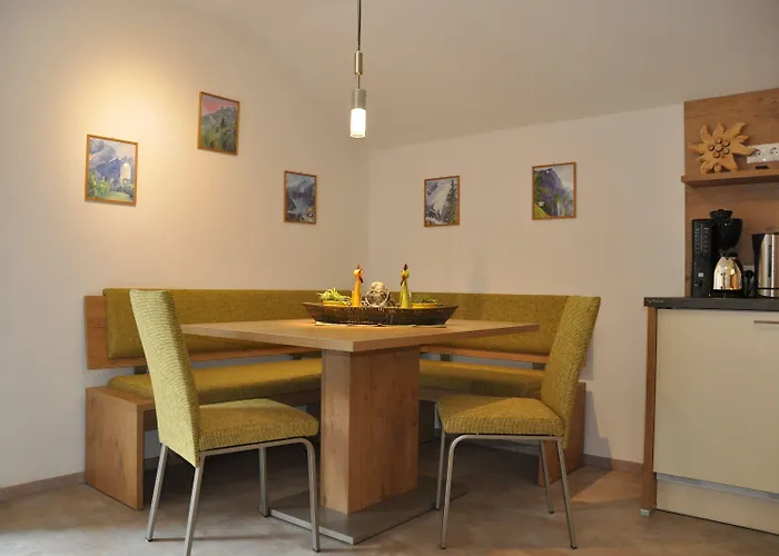 Pfausler オエッツ