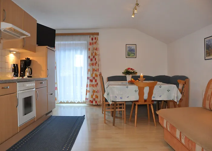 Pfausler オエッツ