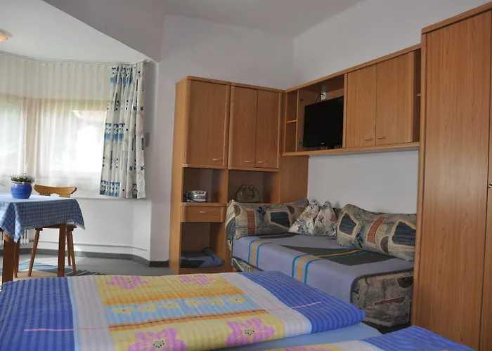 Pfausler アパート