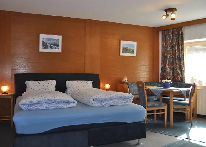 アパート Pfausler *