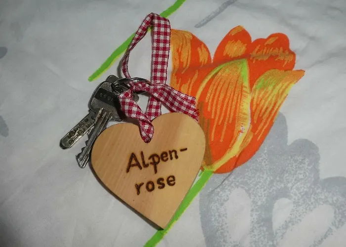 Pfausler アパート *