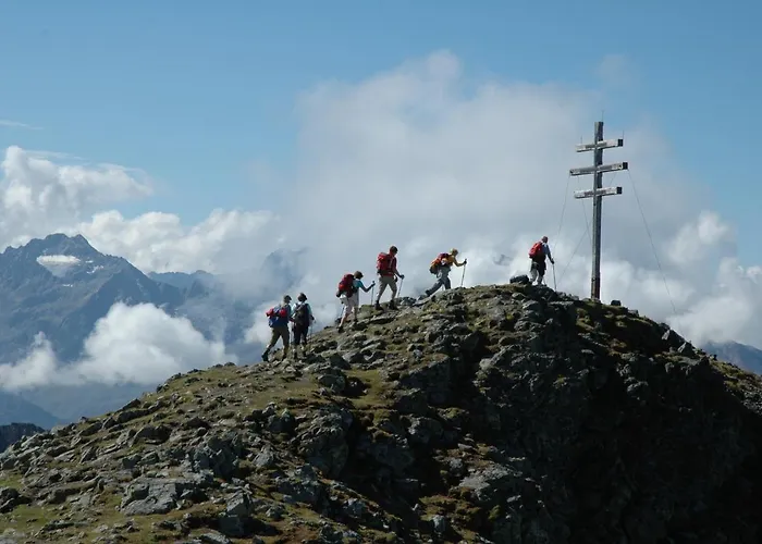 Pfausler アパート オエッツ